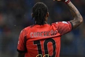 米体：米兰vs博洛尼亚两队球员将穿母姓球衣上场，庆祝母亲节