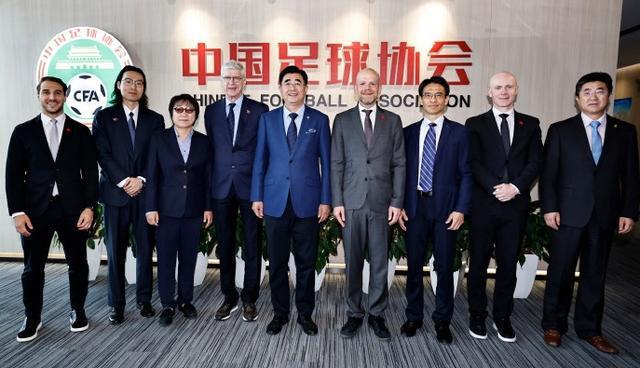 星空体育中国-足协主席宋凯与国际足联秘书长在京会面